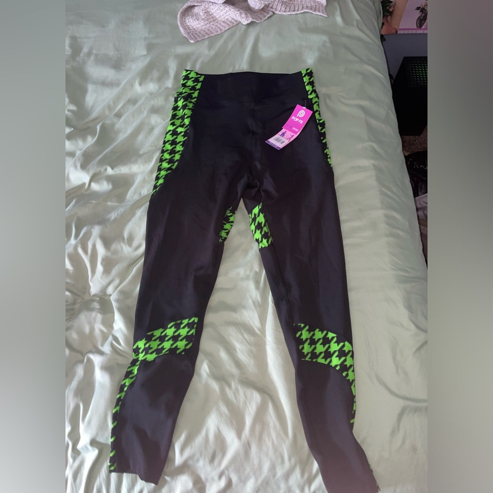 PopFit Leggings.    NWT